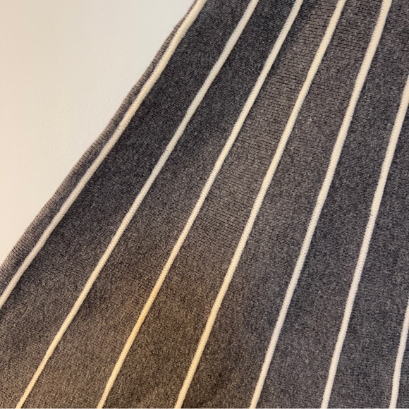 Cynthia Rowley - Grey skirt with stripes - knit skirt size XS - Picture 9 of 10